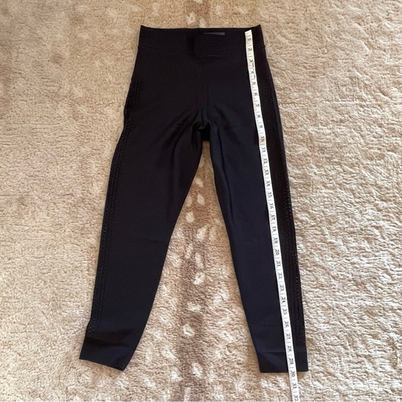 Ultracor Black Lux Compression Leggings Laser Cut Perforated Triangle Size Small - Picture 6 of 11